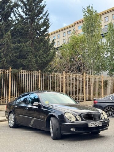Mercedes E 320 2003, 307,000 km - 3.2 l - Bakı