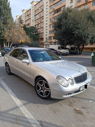 Mercedes E 270 2002, 430,000 km - 2.7 l - Bakı