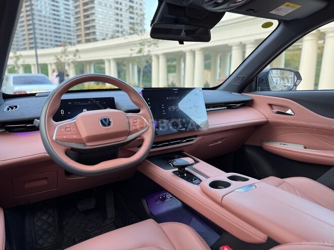 Changan  2024, 15,500 km - 1.5 l - Bakı