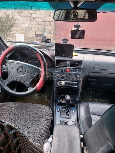 Mercedes C 220 1998, 548,765 km - 2.2 l - Bakı