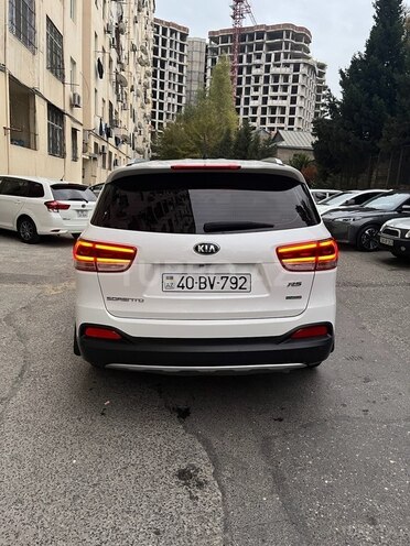 Kia Sorento 2015, 240,523 km - 2.0 l - Bakı