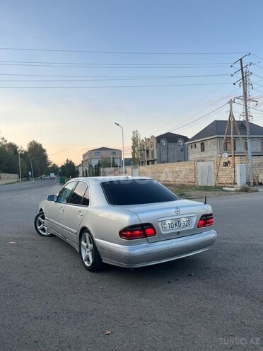 Mercedes E 320 2001, 328,000 km - 3.2 l - Gəncə