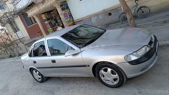 Opel Vectra 1998, 360,000 km - 1.8 l - Gəncə