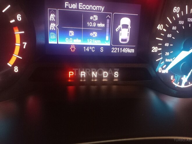 Ford Fusion (North America) 2013, 221,000 km - 1.6 l - Sumqayıt