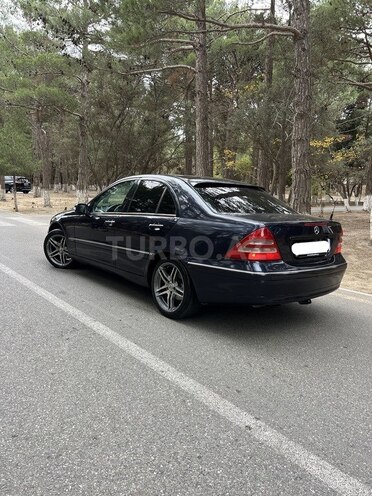 Mercedes C 200 2001, 352,454 km - 2.0 л - Sumqayıt