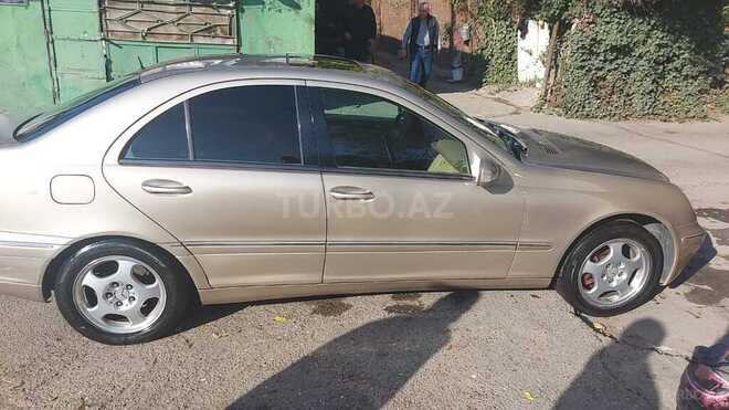 Mercedes C 240 2001, 267,086 km - 2.4 l - Bakı