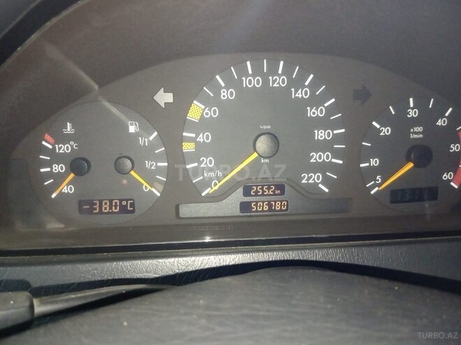 Mercedes C 220 1998, 506,780 km - 2.2 l - Sabirabad