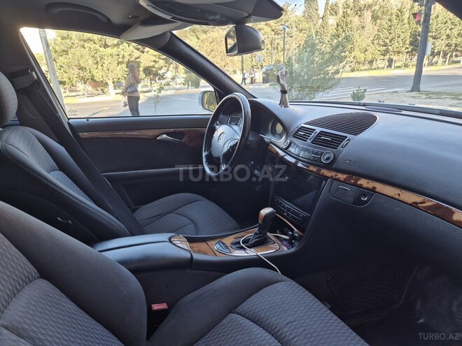 Mercedes E 240-20