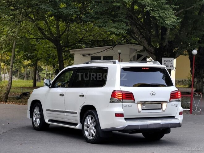 Lexus LX 570 2013, 185,000 km - 5.7 l - Bakı