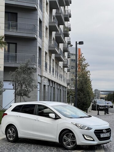 Hyundai i30 2015, 134,000 km - 1.6 l - Bakı