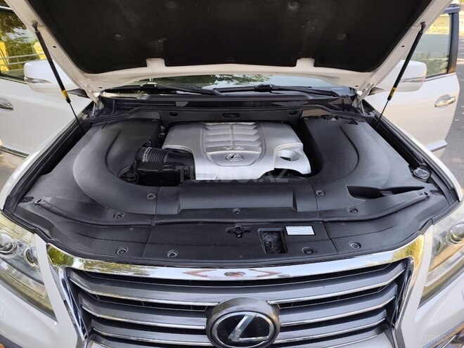 Lexus LX 570 2013, 185,000 km - 5.7 l - Bakı
