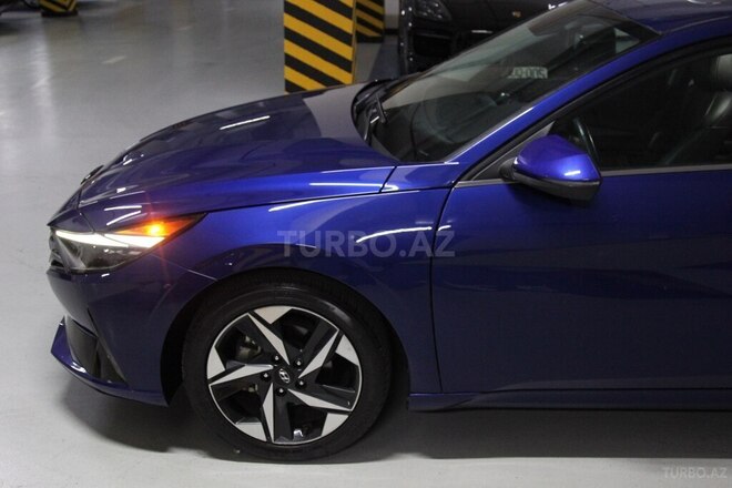 Hyundai Elantra-5