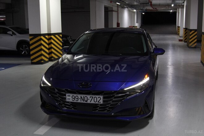 Hyundai Elantra-2