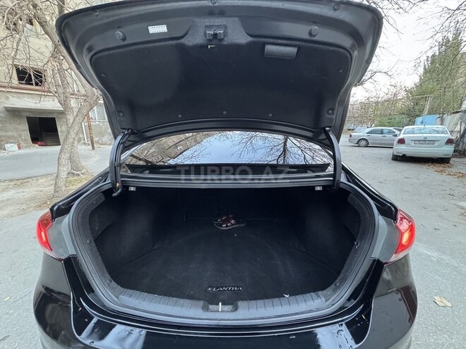 Hyundai Elantra 2017, 206,205 km - 2.0 l - Bakı