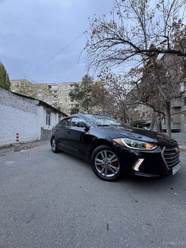 Hyundai Elantra 2017, 206,205 km - 2.0 l - Bakı
