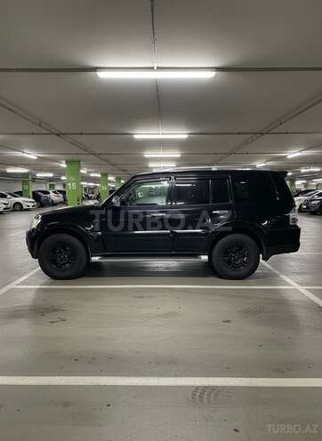 Mitsubishi Pajero 2007, 232,000 km - 3.0 л - Bakı