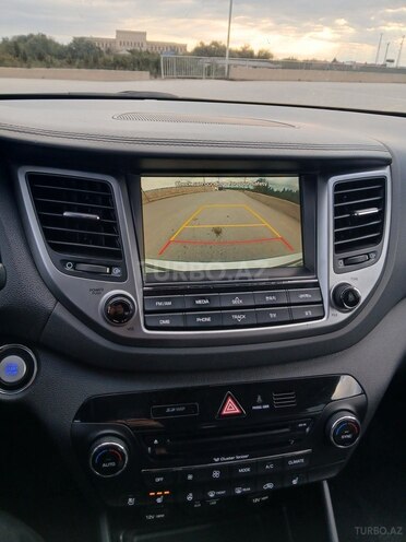 Hyundai Tucson 2015, 225,000 km - 2.0 l - Salyan