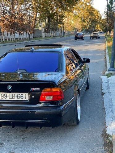 BMW 530 2000, 330,000 km - 3.0 l - Ağdaş