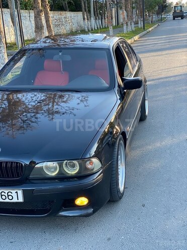 BMW 530 2000, 330,000 km - 3.0 l - Ağdaş