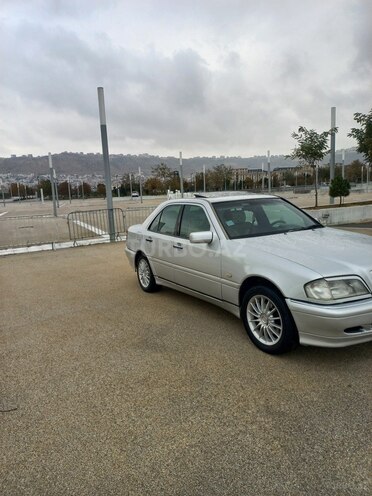 Mercedes C 180 1997, 380,000 km - 1.8 l - Bakı