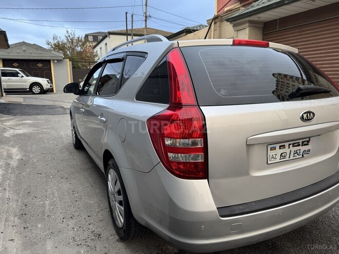 Kia  2008, 325,000 km - 1.6 l - Bakı