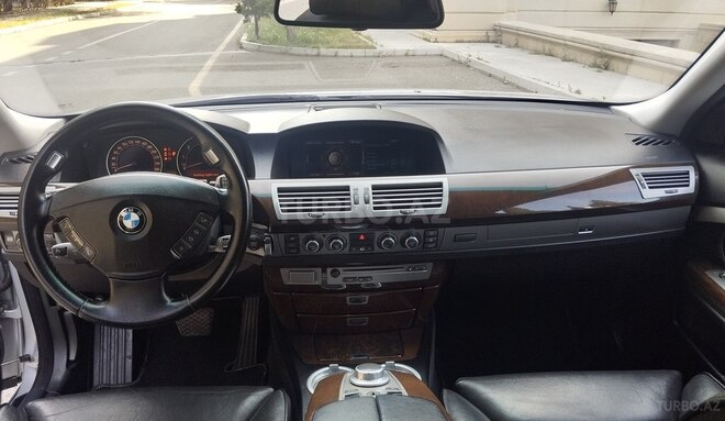 BMW 740 2005, 298,000 km - 4.0 l - Bakı