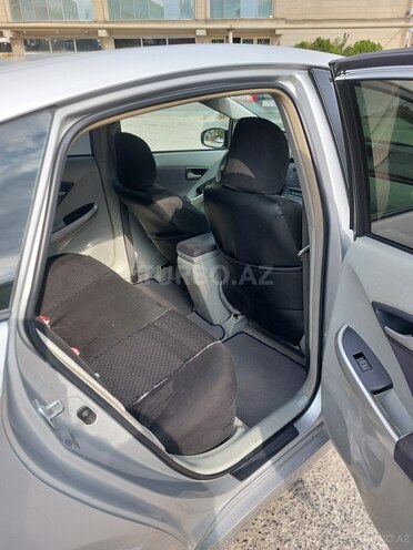Toyota Prius 2010, 320,000 km - 1.8 л - Bakı