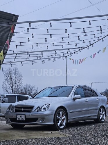 Mercedes C 180 2005, 229,000 km - 1.8 l - Quba