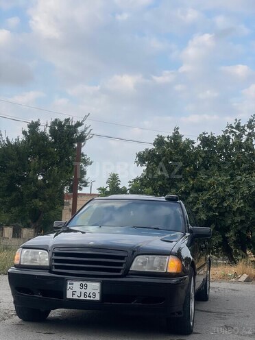 Mercedes C 230 1999, 290,000 km - 2.3 l - Bakı