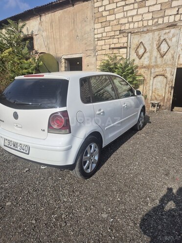 Volkswagen Polo 2007, 308,000 km - 1.4 l - Gəncə