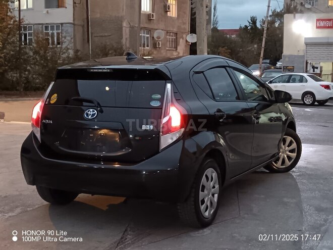 Toyota Aqua 2015, 140,000 km - 1.5 l - Sumqayıt