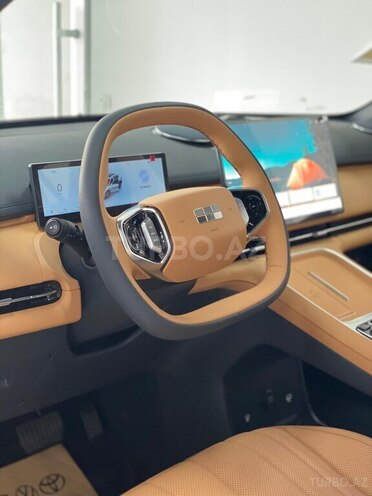Geely Galaxy Starship 7-5