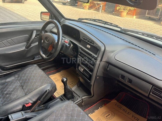 LADA (VAZ) 2114 2003, 300,000 km - 1.6 л - Şirvan
