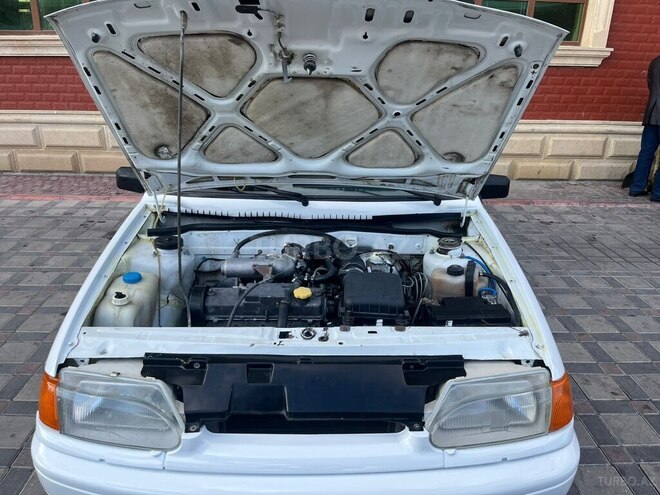 LADA (VAZ) 2114 2003, 300,000 km - 1.6 л - Şirvan