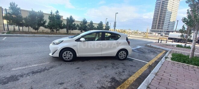 Toyota Aqua 2019, 123,570 km - 1.5 l - Bakı