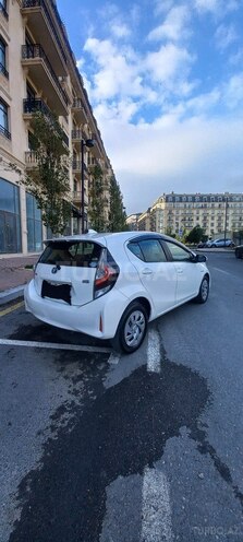 Toyota Aqua 2019, 123,570 km - 1.5 l - Bakı