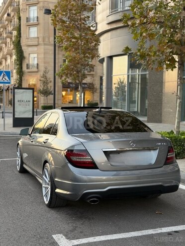 Mercedes C 200-4