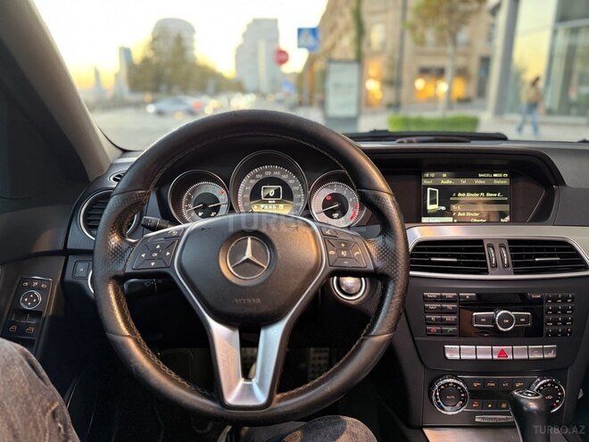 Mercedes C 200-12