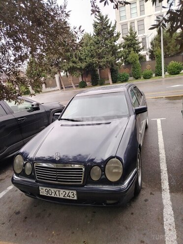 Mercedes E 320 1996, 64,000 km - 3.2 l - Bakı