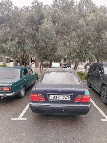 Mercedes E 320 1996, 64,000 km - 3.2 l - Bakı