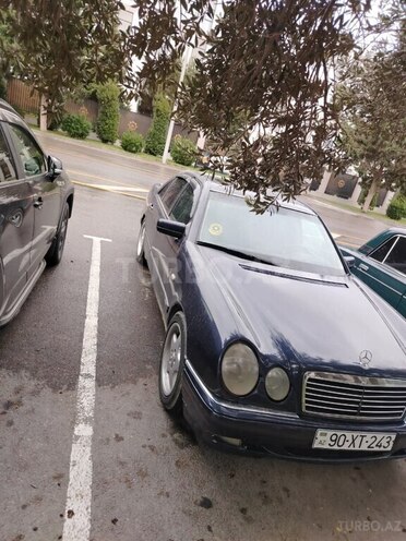 Mercedes E 320 1996, 64,000 km - 3.2 l - Bakı