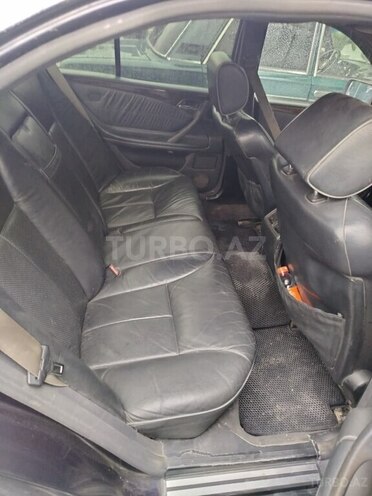 Mercedes E 320 1996, 64,000 km - 3.2 l - Bakı
