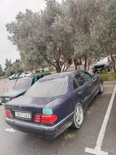 Mercedes E 320 1996, 64,000 km - 3.2 l - Bakı