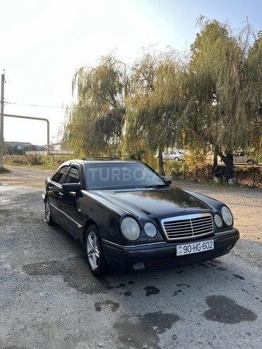 Mercedes E 280 1997, 314,523 km - 2.8 l - Qazax
