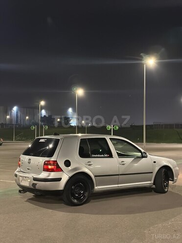 Volkswagen Golf 2003, 250,000 km - 1.8 l - Bakı