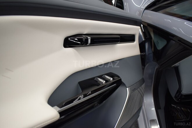 GAC Aion Hyper GT-10
