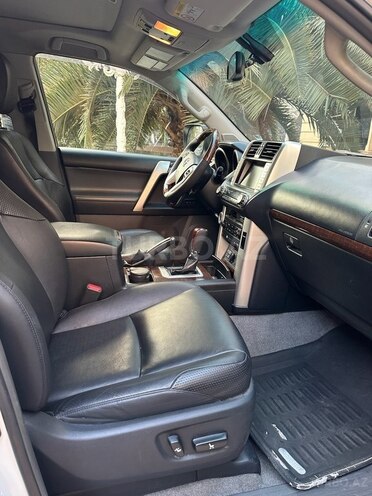 Toyota Land Cruiser Prado 2013, 194,000 km - 4.0 л - Bakı