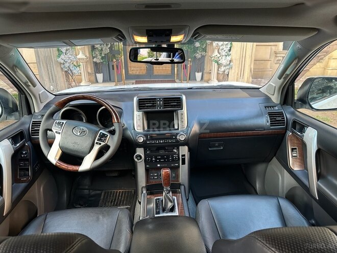 Toyota Land Cruiser Prado 2013, 194,000 km - 4.0 л - Bakı