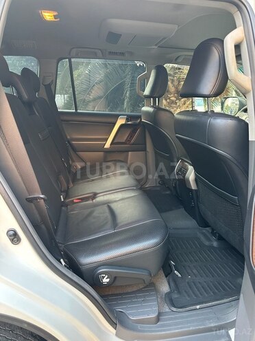 Toyota Land Cruiser Prado 2013, 194,000 km - 4.0 л - Bakı