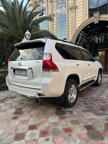 Toyota Land Cruiser Prado 2013, 194,000 km - 4.0 л - Bakı